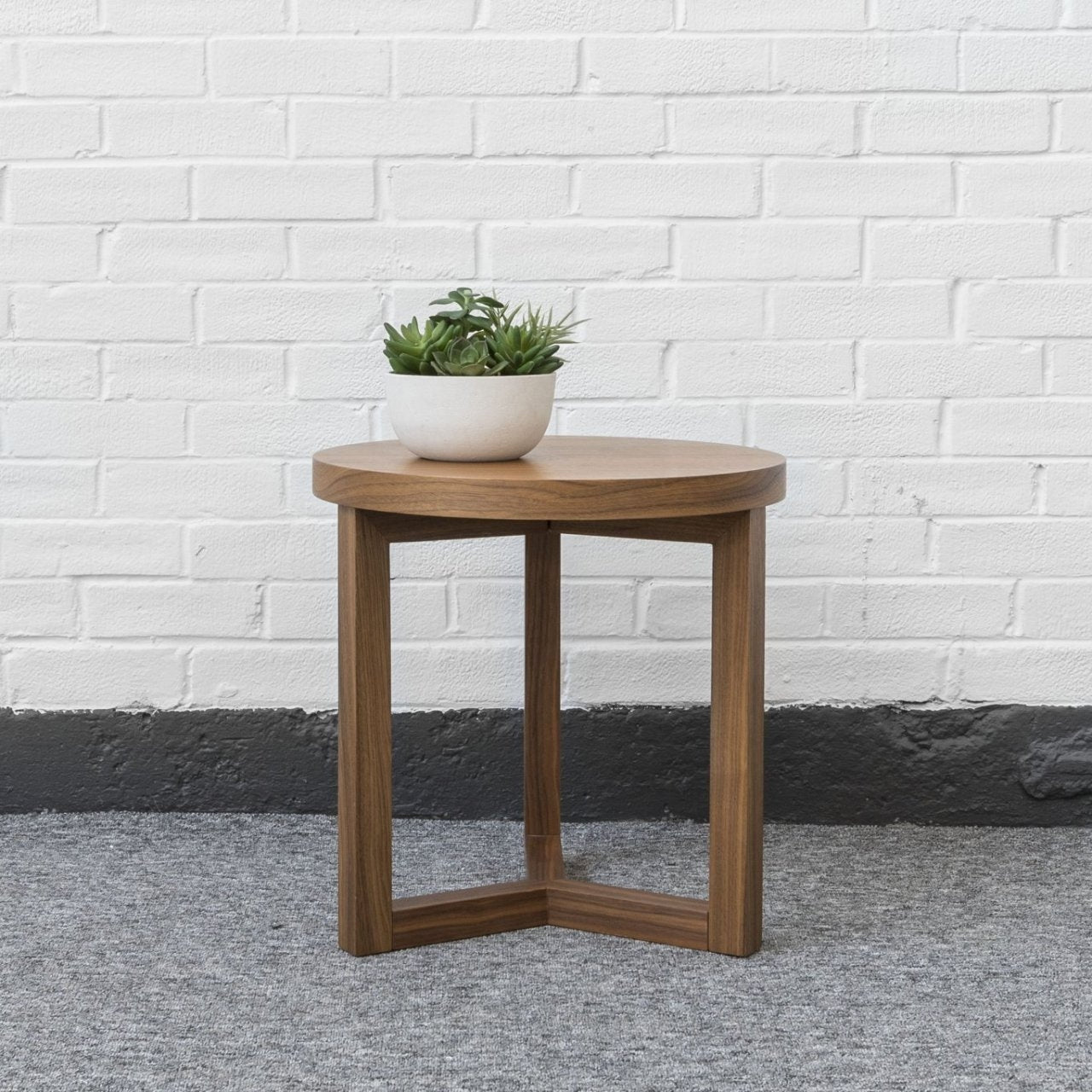Iris Lamp Table - Walnut