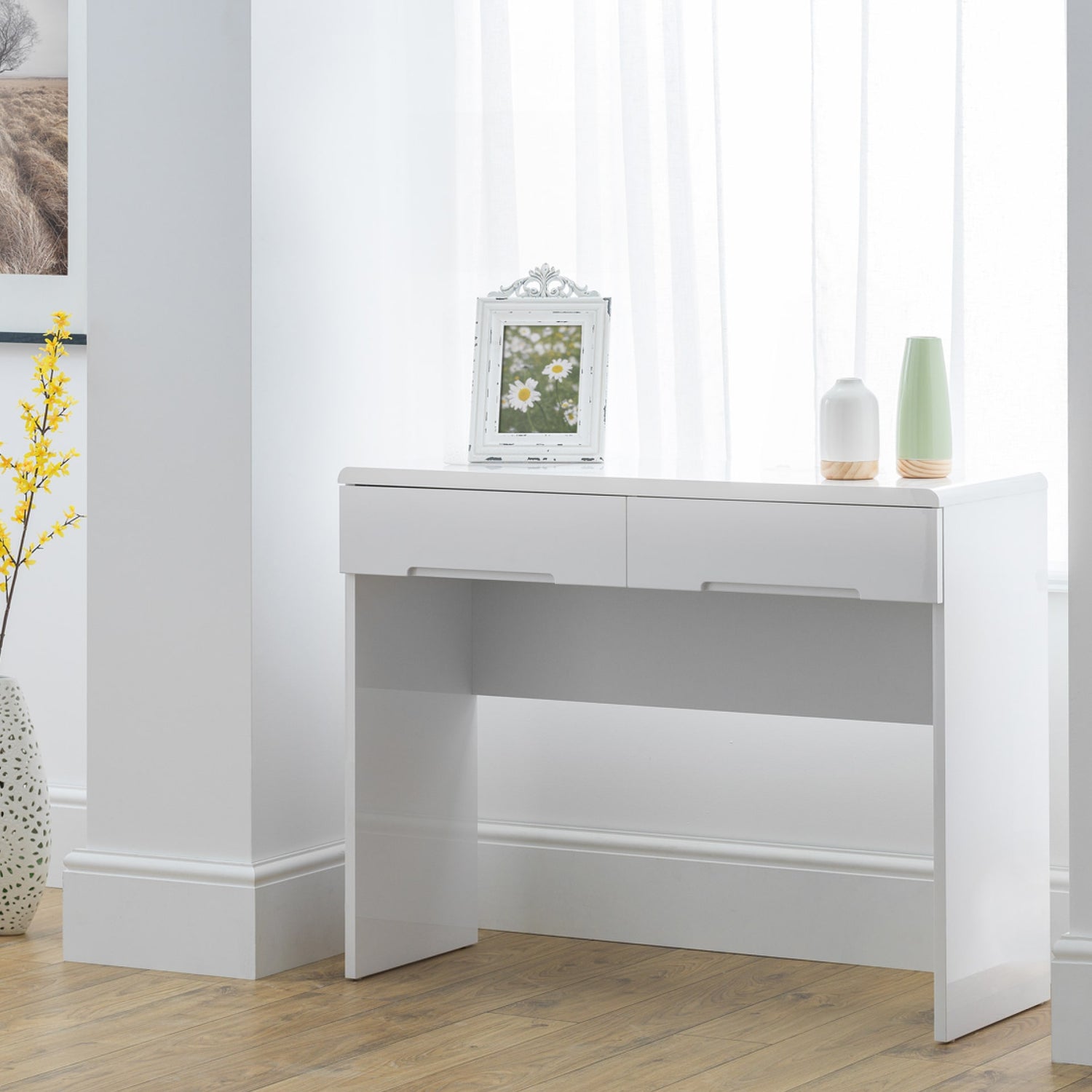 Minimalist Dressing Tables