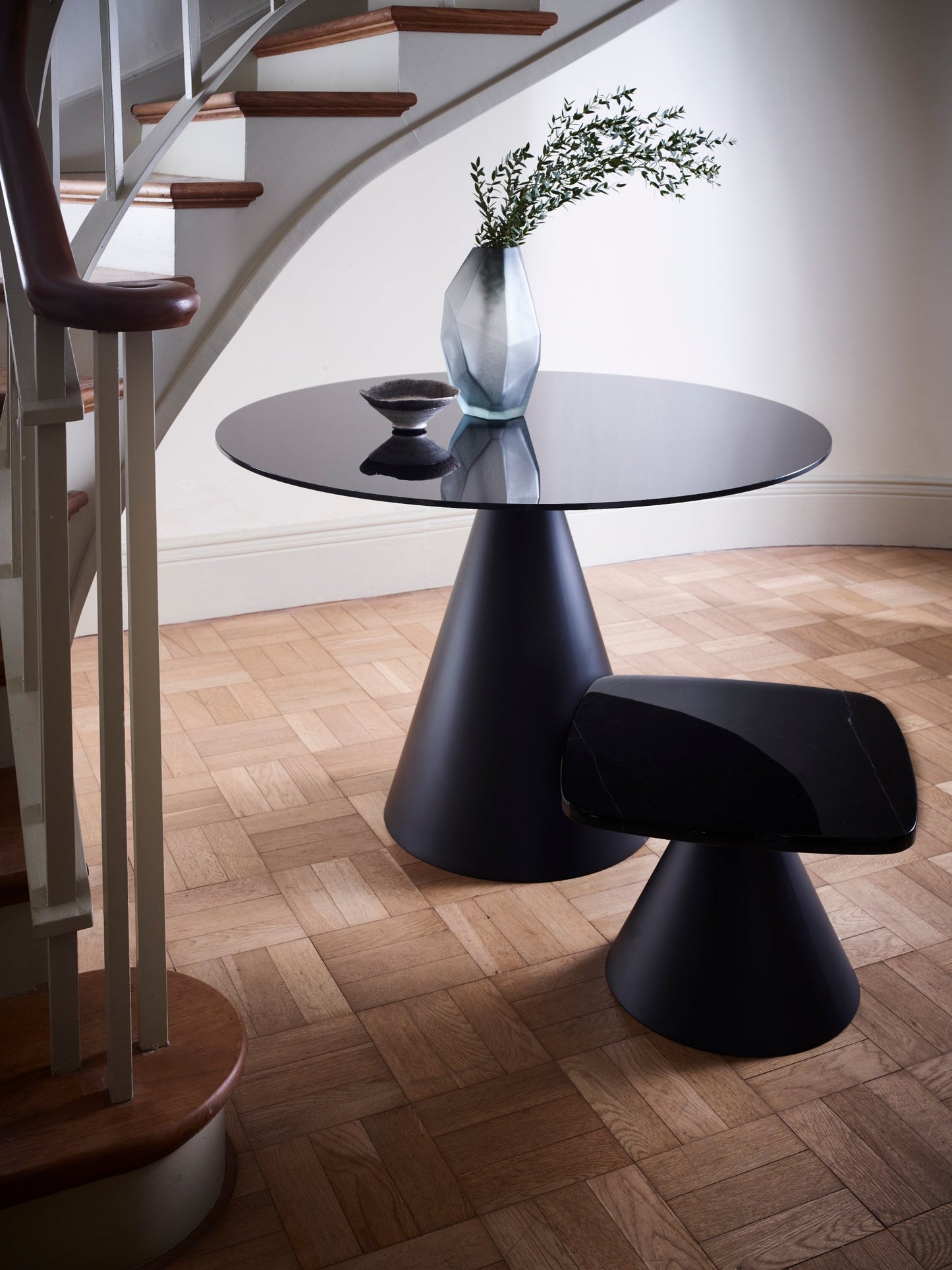 Oscar Large Circular Dining Table - Black Glass Top & Black Base